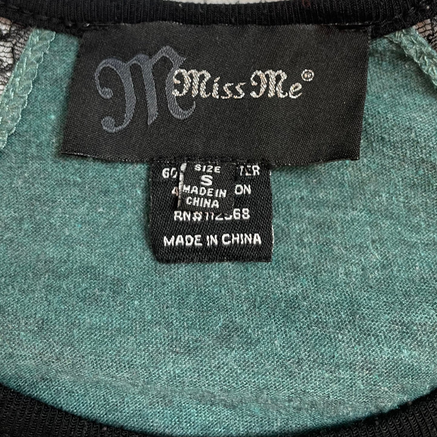 Authentic Miss Me Lace Trim Rhinestone Fleur-de-Lis Tee | Best Fit UK 8