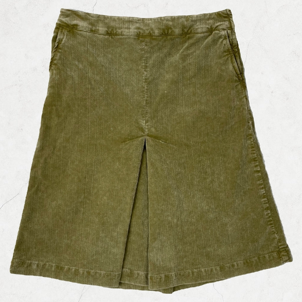 Trussardi Jeans Vintage Sage Green Cord Skirt – Mid-Length Y2K Chic