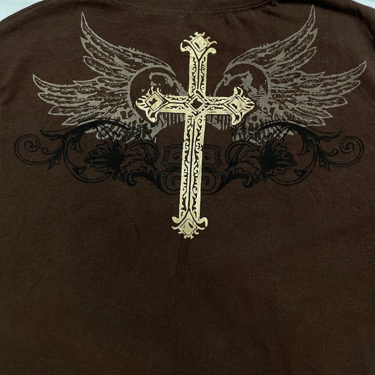 Vintage Y2K Old Skool Winged Cross Graphic Tee | Best Fit UK 10