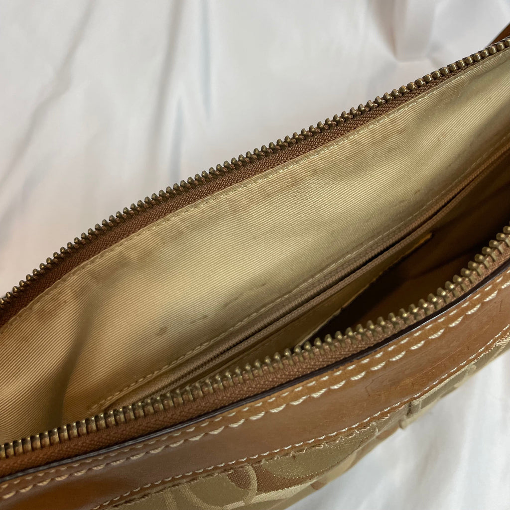 Y2K Coach Signature Jacquard Tan Shoulder Bag (E0973–F10379)