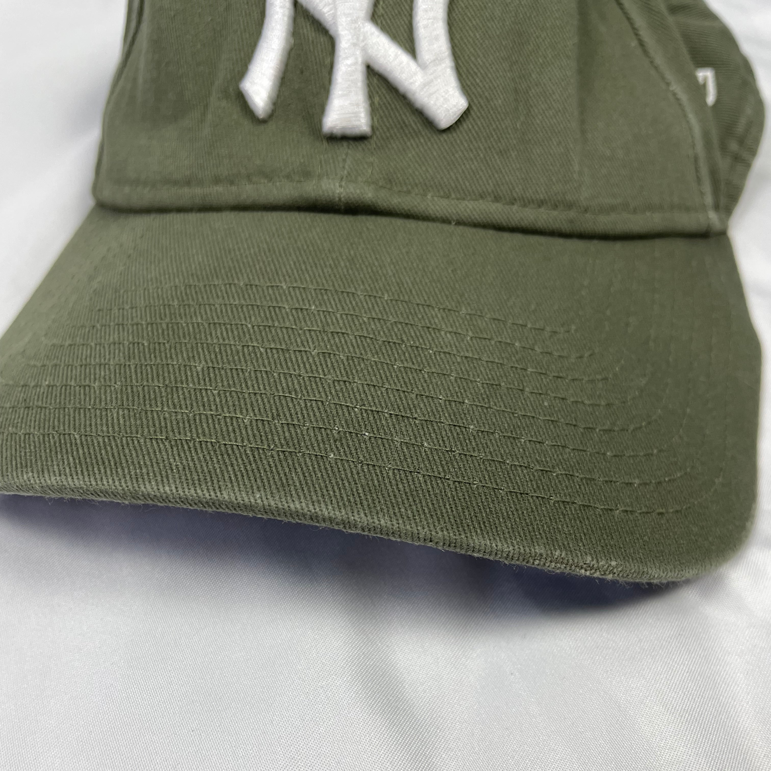 New Era Yankees 9FORTY Cap - Olive Green