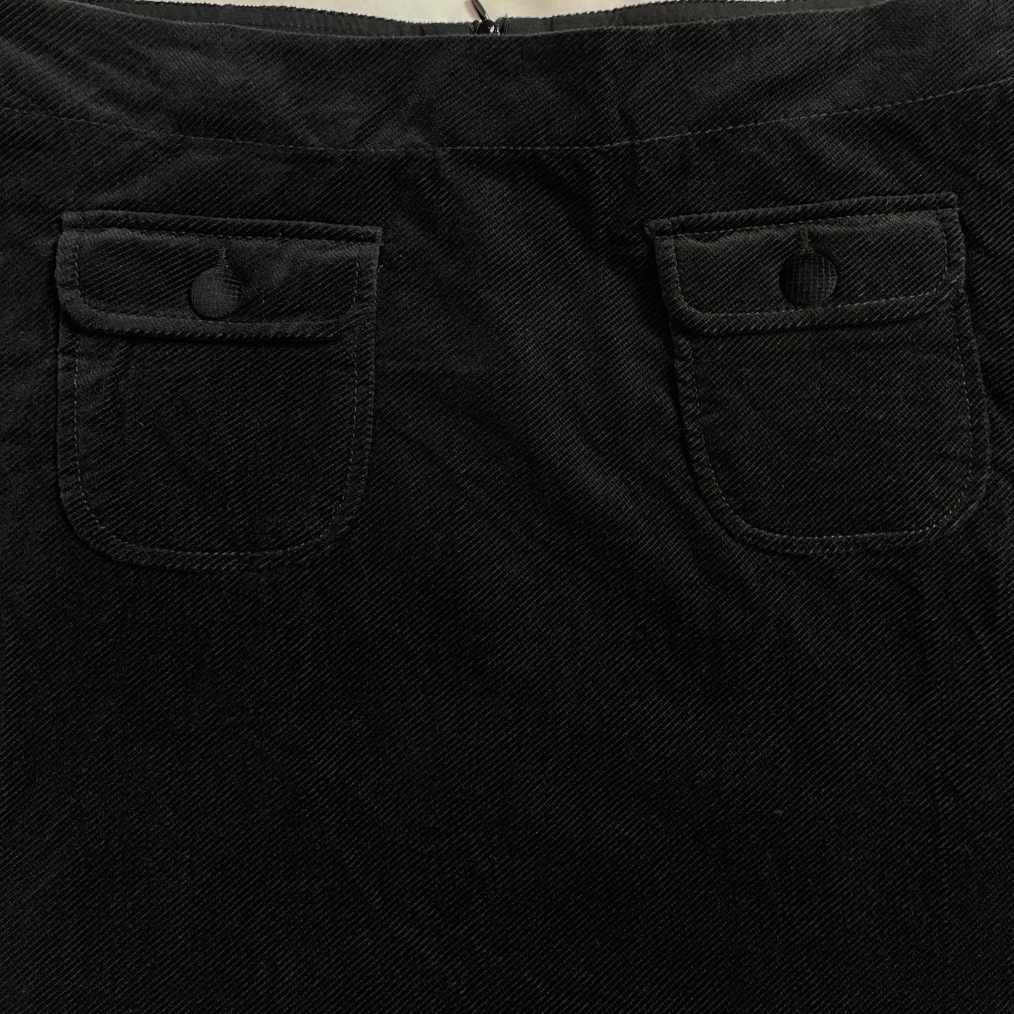 United Colors of Benetton Black Corduroy Mini Skirt | W31 UK 10-12