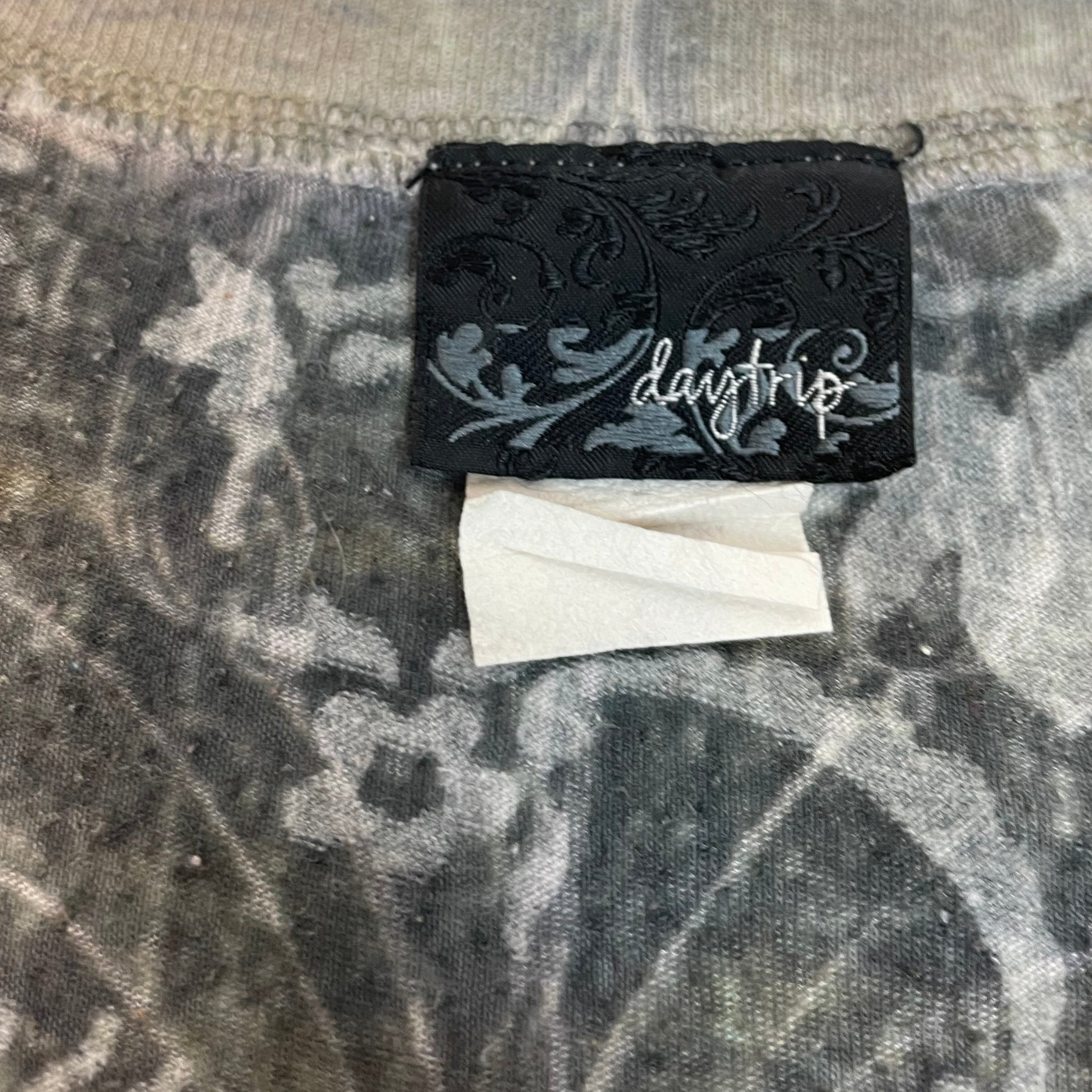 Vintage Daytrip Rhinestone Fleur-De-Lis Tee | Size S / UK 8