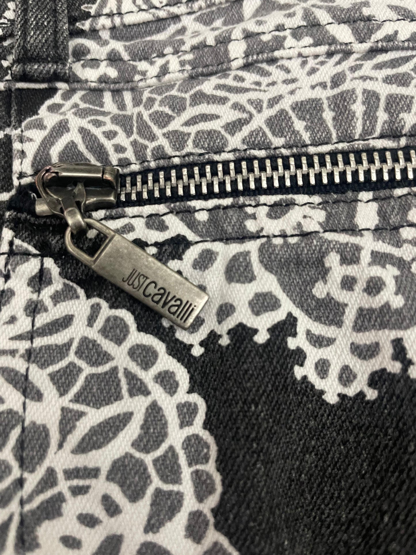 Y2K Just Cavalli Printed Capri Pants – ITTIERE Era (Made in Italy)