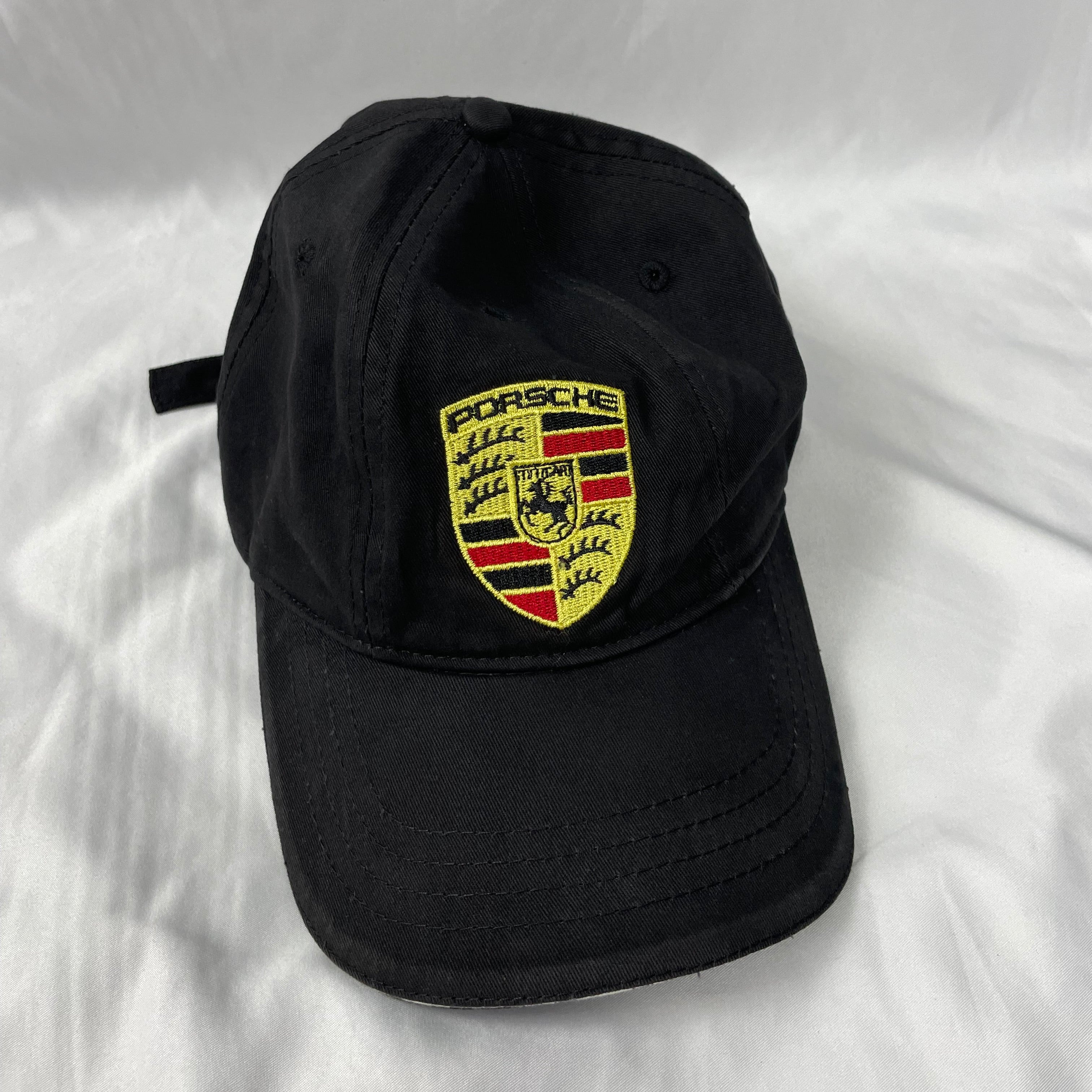Porsche Crest Cap - Porsche Centrum Rotterdam (Black, Adjustable)