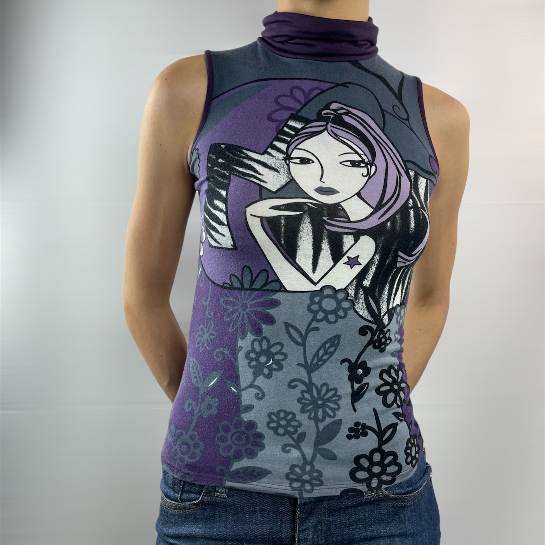 Made in Italy Purple Graphic Portrait Sleeveless Turtleneck Top - UK 6-8