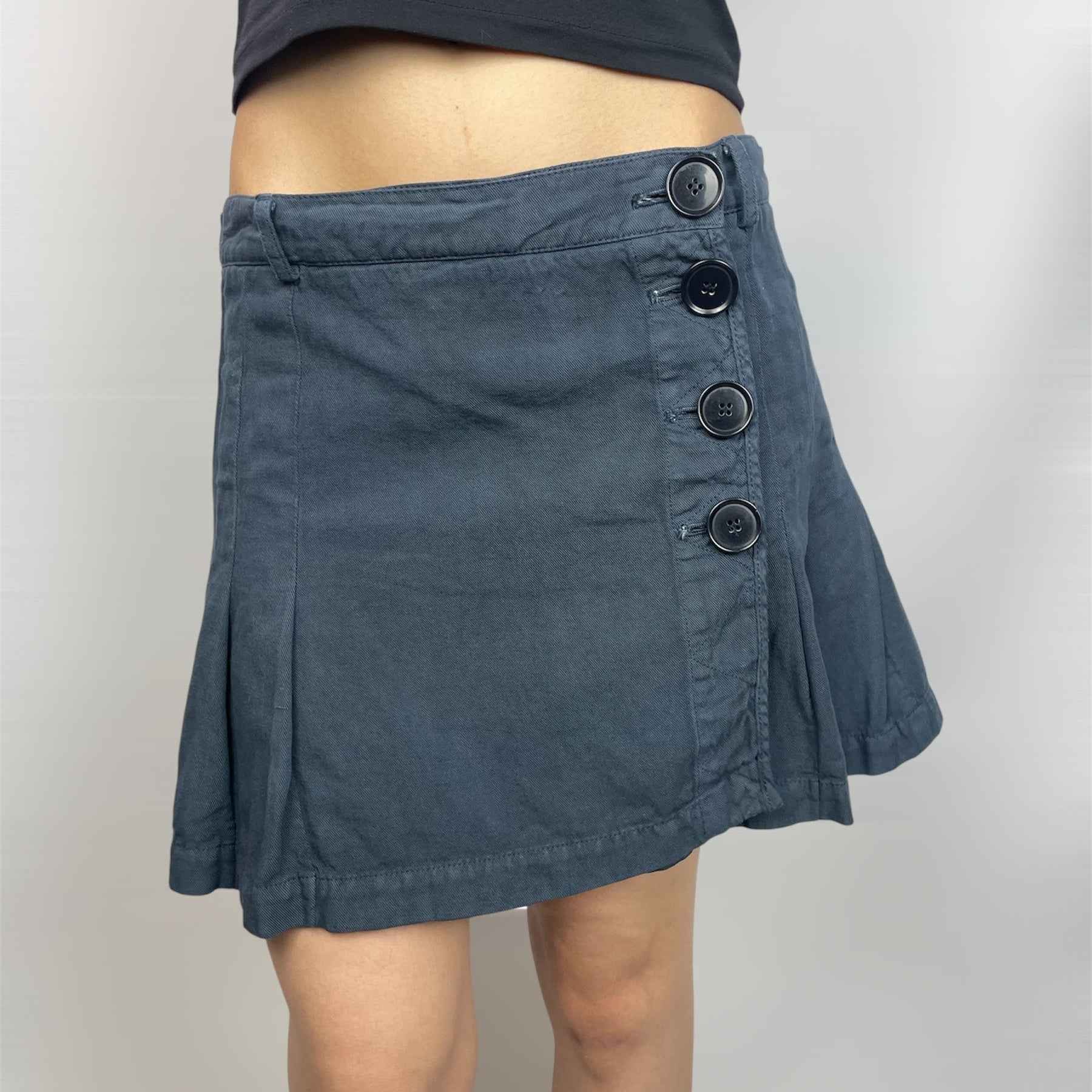 Rare Thomas Burberry Vintage Pleated Mini Skirt with Button Front - W30 UK 8