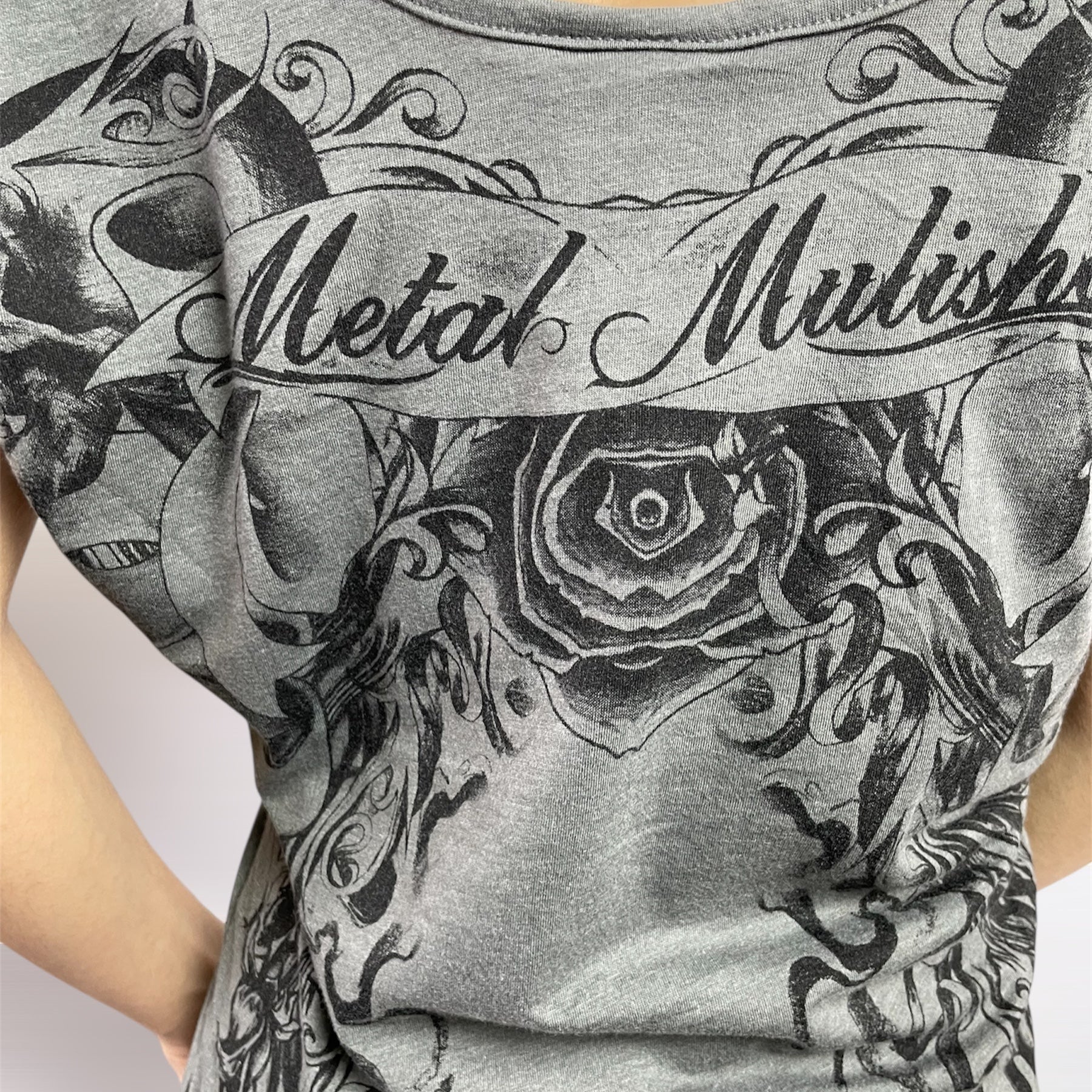 Y2K Metal Mulisha Skull & Rose Batwing Graphic Tee | UK 10-12