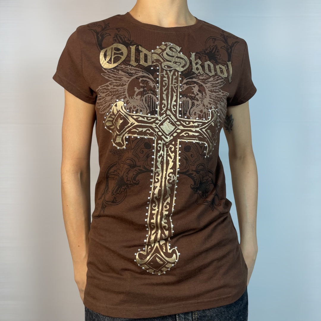 Vintage Y2K Old Skool Winged Cross Graphic Tee | Best Fit UK 10