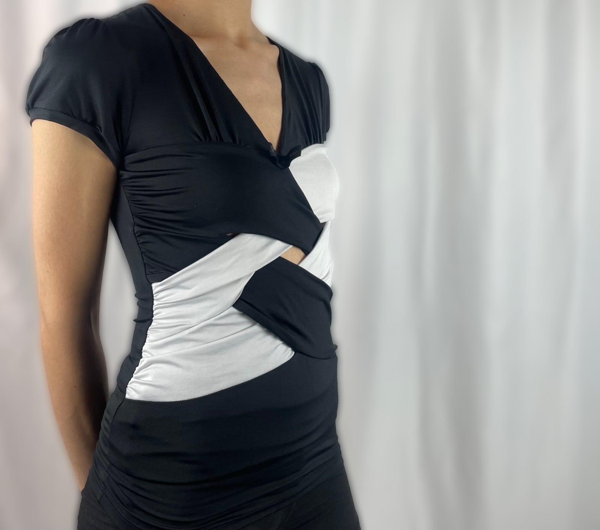 Roccobarocco Italy Black & White Cut-Out Ruched Top