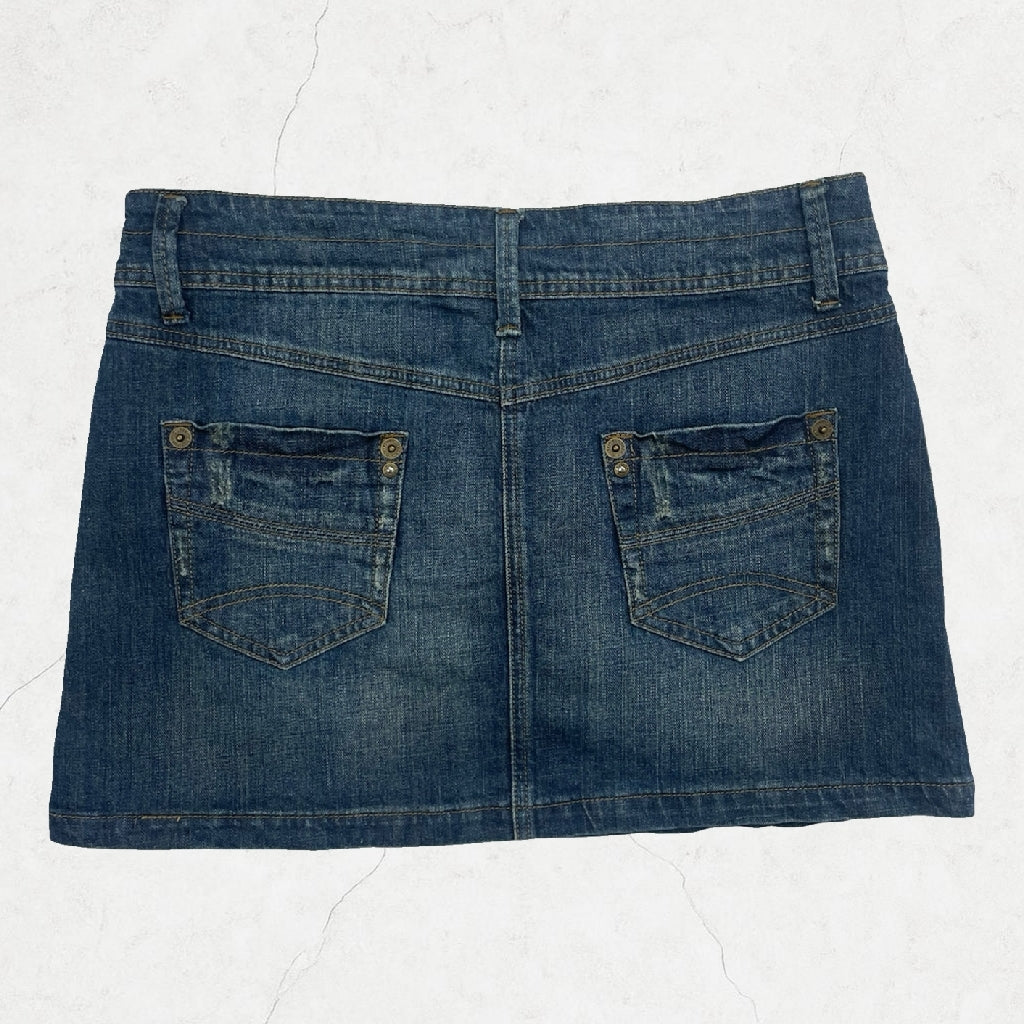 OUTFIT FASHION Distressed Blue Denim Mini Skirt - UK 12-14 / W33"